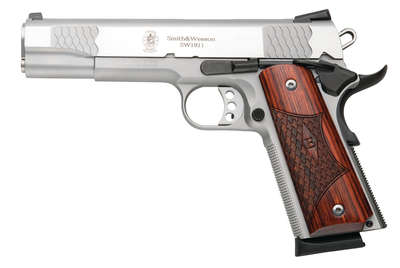 Handguns Smith&Wesson SW1911 45ACP S&W 1911 E 45ACP 8RD 5" STS WD 3DOT • Model: SW1911